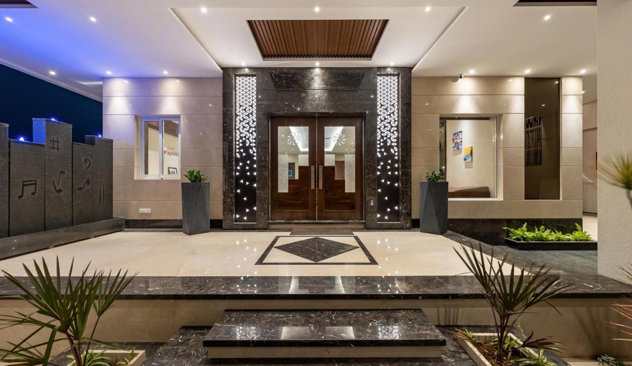 Grand Regal Hotel Chandoli Buitenkant foto