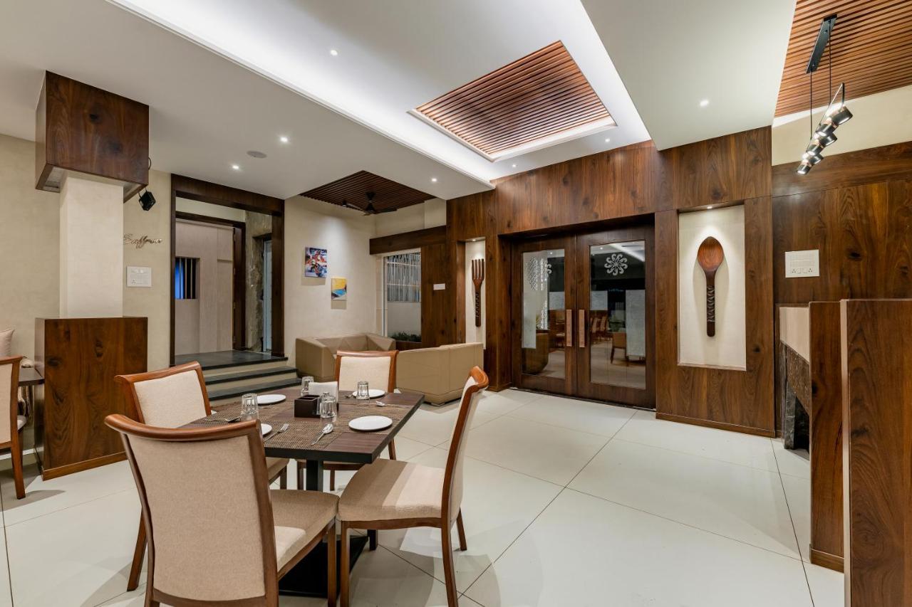 Grand Regal Hotel Chandoli Buitenkant foto