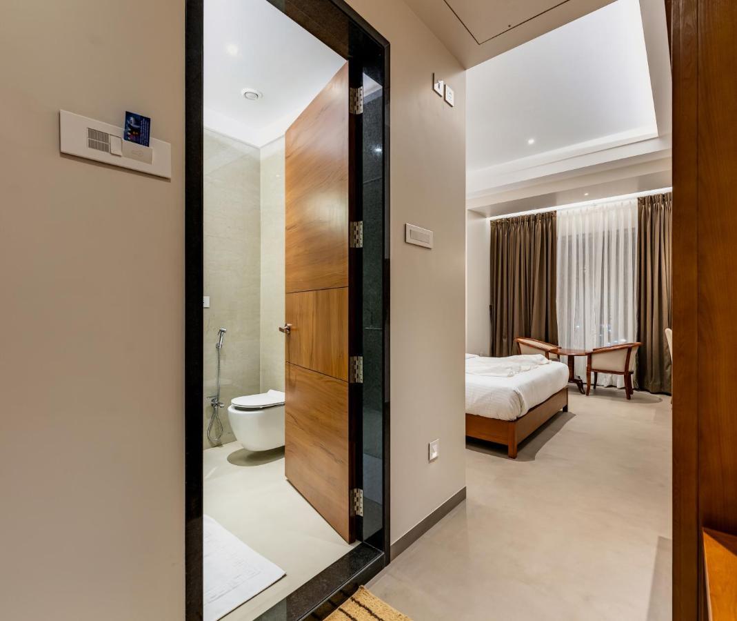 Grand Regal Hotel Chandoli Buitenkant foto